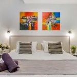 St Julians 301 Near And Paceville 아파트 *